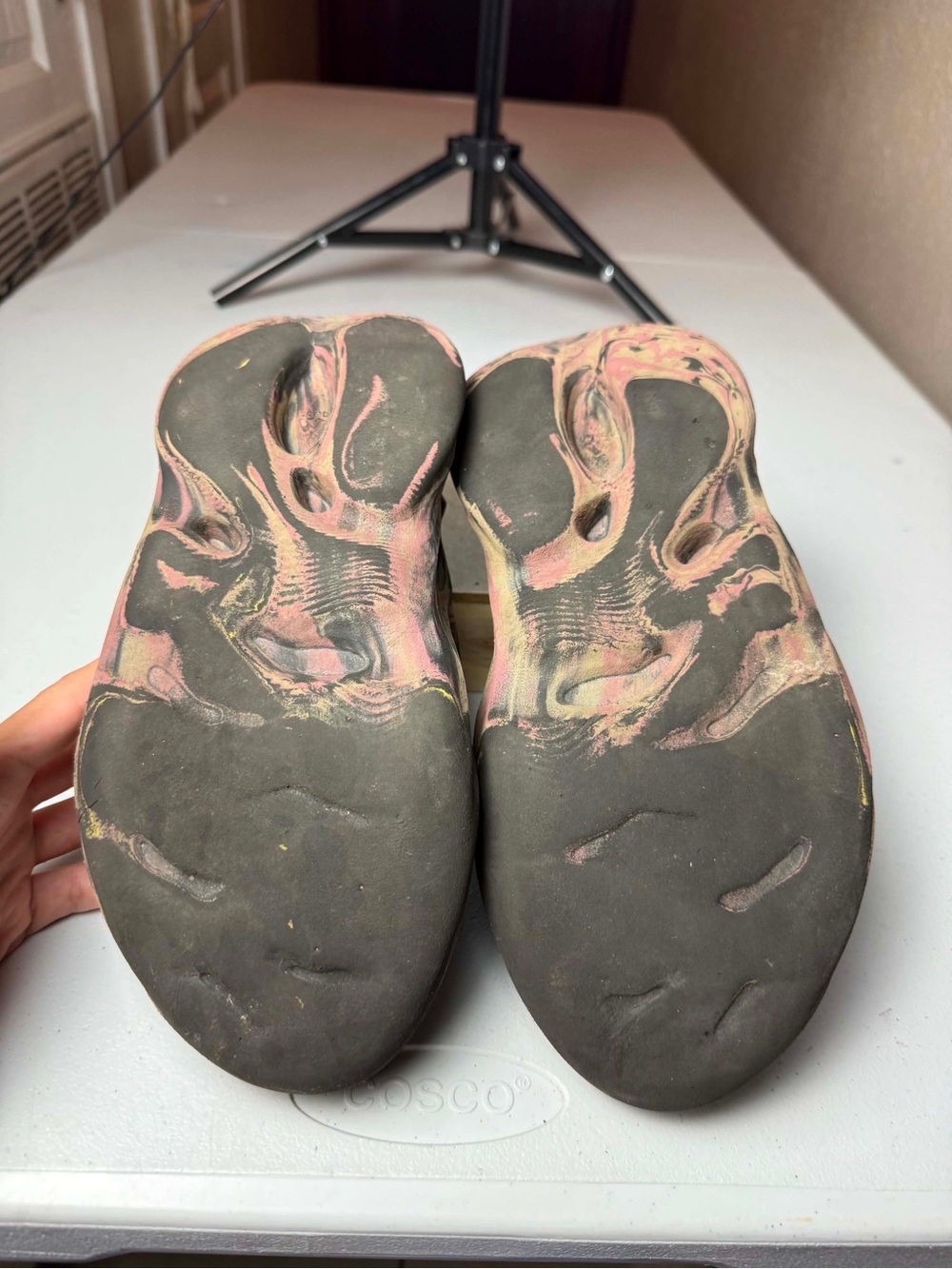 adidas Yeezy Foam RNNR MX Sand Grey - Size 8 slides - Picture 6 of 12